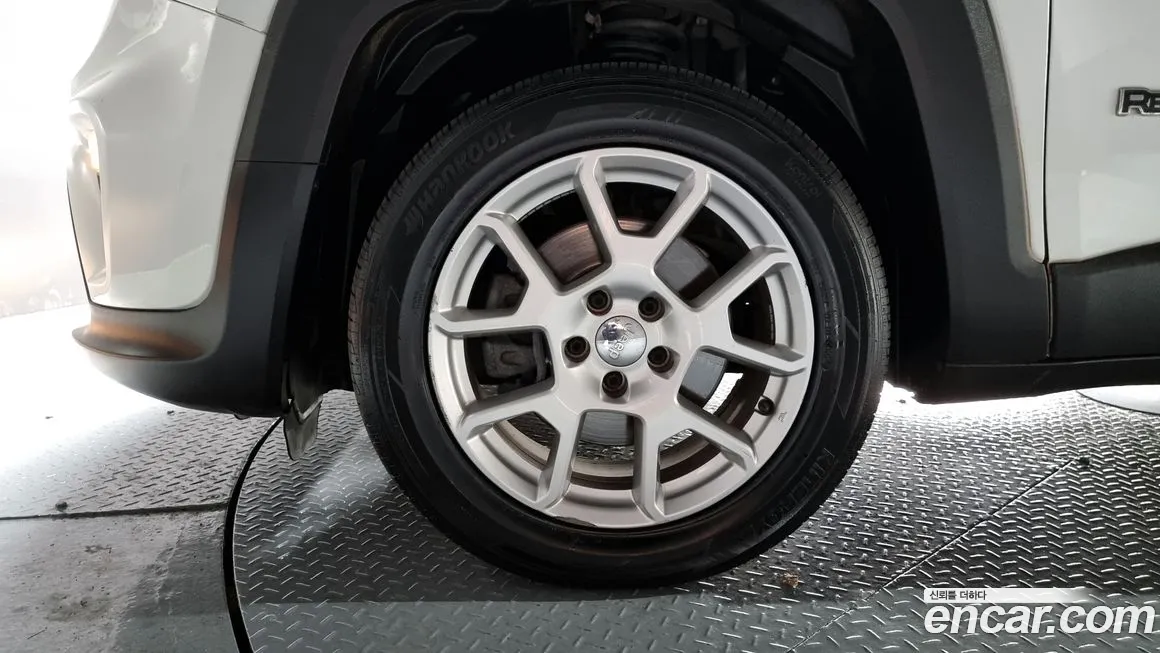 Jeep Renegade id 2177930 из Кореи 15