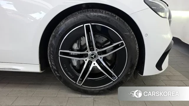 Mercedes-Benz E-Class W214 id 3696226 из Кореи 15