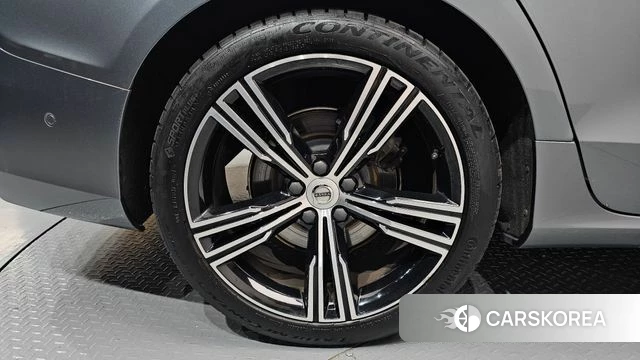 Volvo S60 3rd generation id 4447063 из Кореи 15
