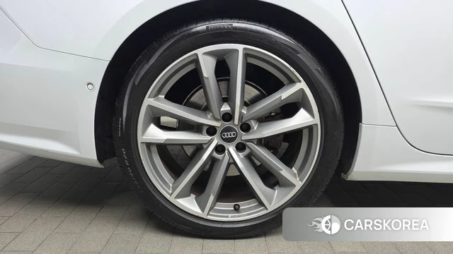 Audi A7 (4K) id 4518884 из Кореи 32