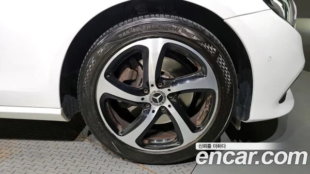 Mercedes-Benz E-Class W213 id 2912078 из Кореи 15