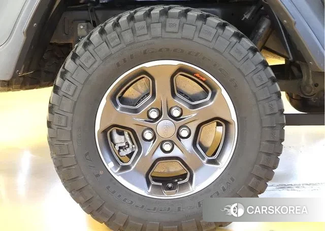 Jeep Gladiator (JT) id 3670356 из Кореи 15