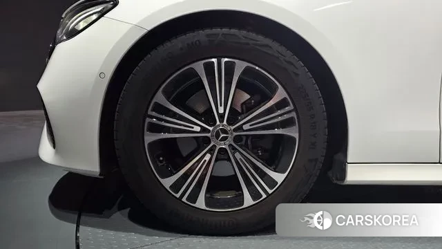 Mercedes-Benz E-Class W214 id 3042507 из Кореи 15