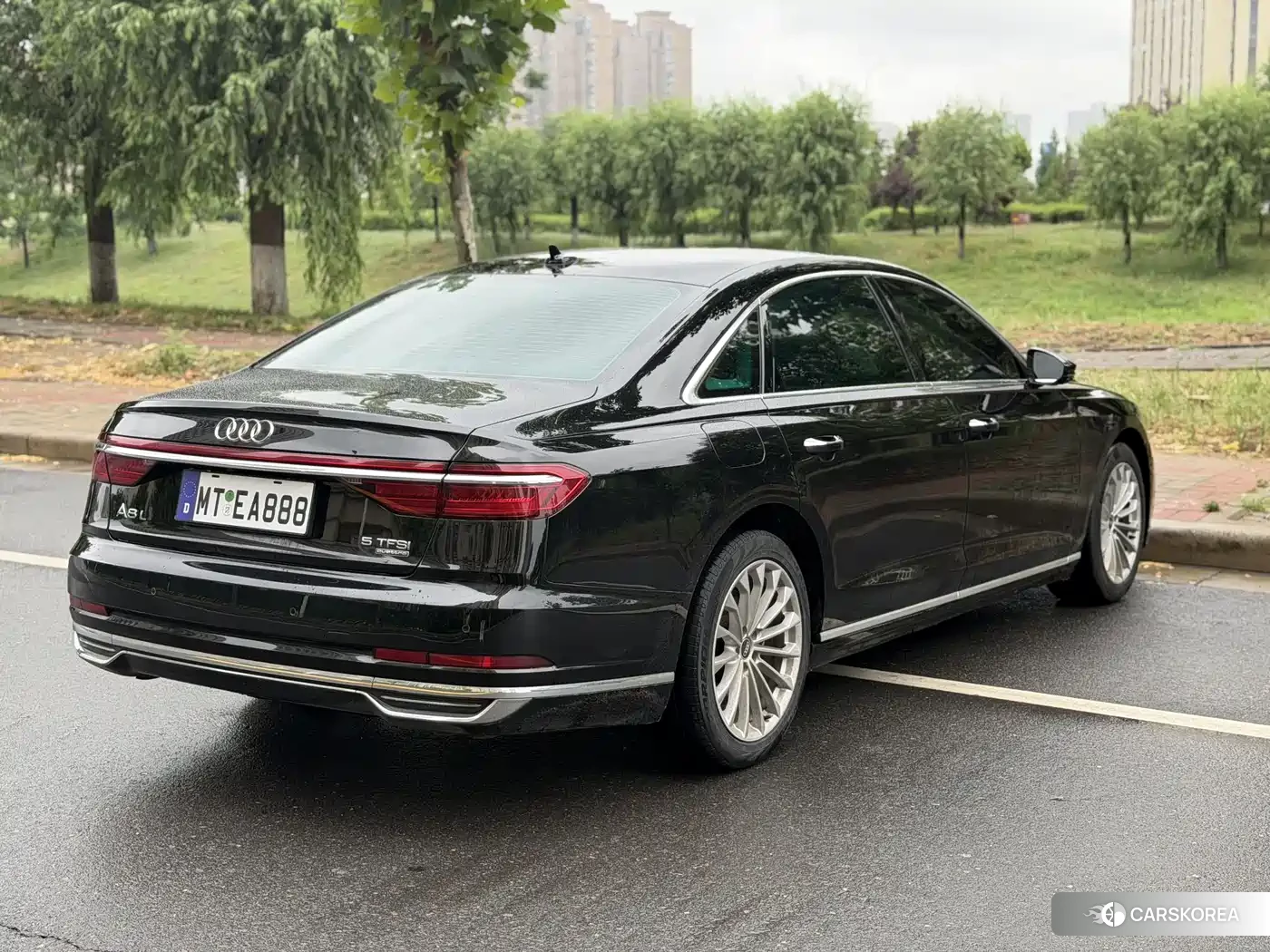 Audi A8 2021 Черный из Китая, фото 6