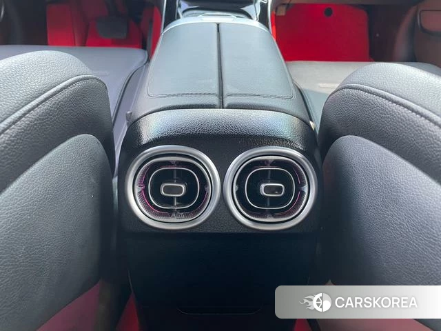 Mercedes-Benz Class C id 4342262 из Китая 25