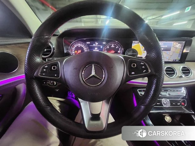 Mercedes-Benz E-Class W213 2018 Белый из Кореи, фото 6