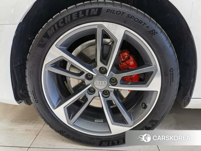 Audi A4L id 4358965 из Китая 12
