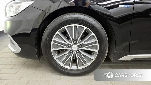 Hyundai Grandeur IG Hybrid id 4345632 из Кореи 15