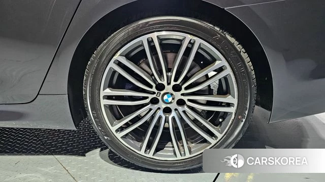 BMW 5 Series (G30) id 4417236 из Кореи 15