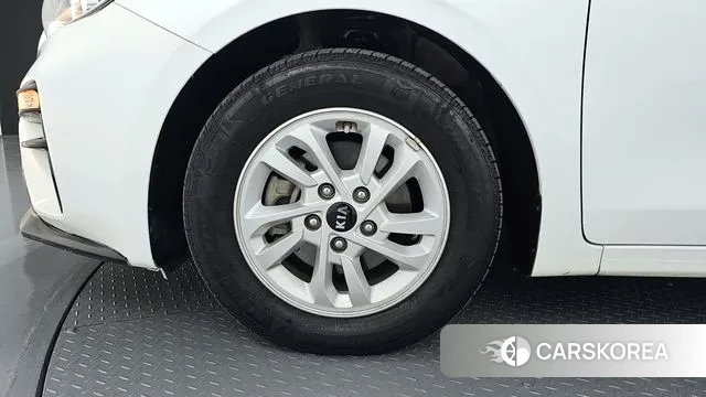 Kia Come New K3 id 3520372 из Кореи 15