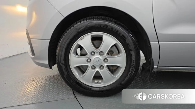Hyundai The New Grand Starex id 4568539 из Кореи 25