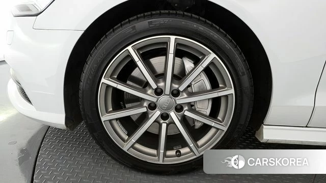 Audi New A6 id 4269232 из Кореи 27
