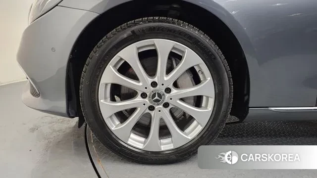 Mercedes-Benz E-Class W213 id 3499269 из Кореи 15