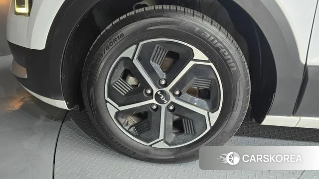 Kia Di Ol Nu Niro id 4415503 из Кореи 15