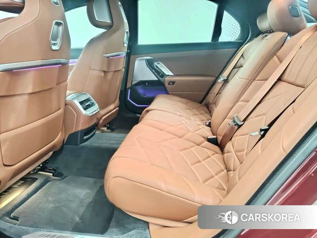 BMW 7 series id 4258610 из Китая 12