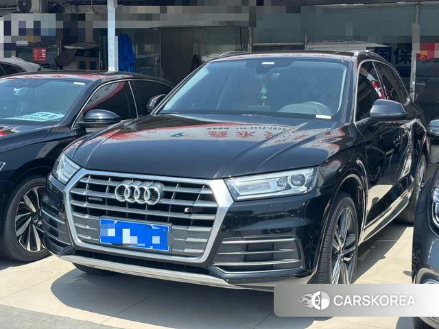 Audi Q5L 2021 Черный из Китая, фото 5