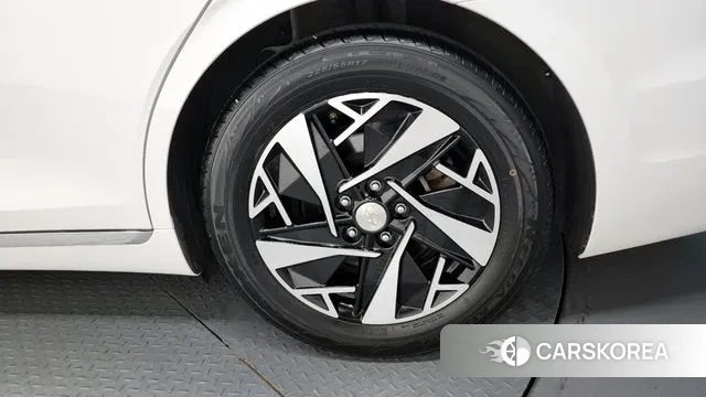 Hyundai The New Grandeur IG Hybrid id 3070621 из Кореи 15