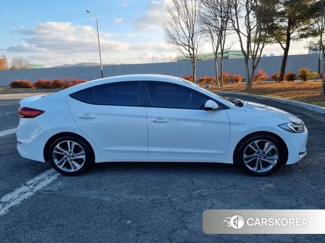 Hyundai Avante AD id 3558104 из Кореи 15