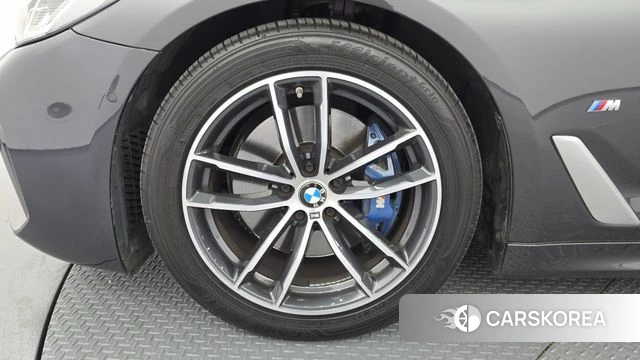 BMW 5 Series (G30) id 4573595 из Кореи 28