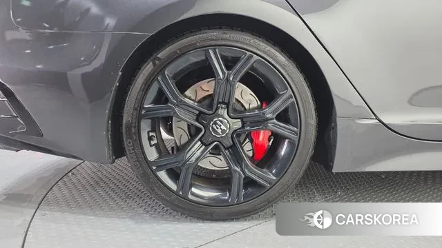 Kia Stinger id 3754576 из Кореи 15