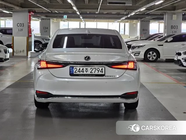 Lexus ES300h 7th generation id 3093110 из Кореи 15