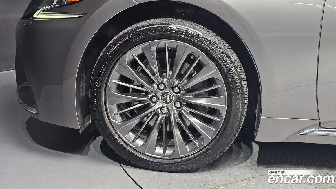 Lexus LS500h 5th generation id 1790475 из Кореи 15