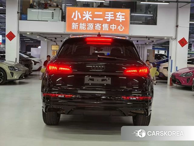 Audi Q5L id 4321118 из Китая 12