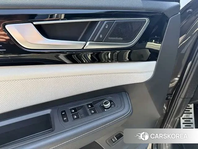Volkswagen Tourang id 4321343 из Китая 10