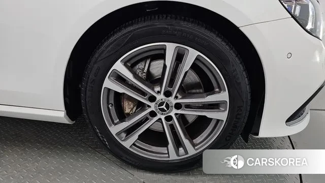 Mercedes-Benz E-Class W213 id 3361798 из Кореи 15