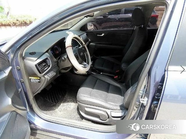 Kia Stonic id 4581660 из Кореи 15
