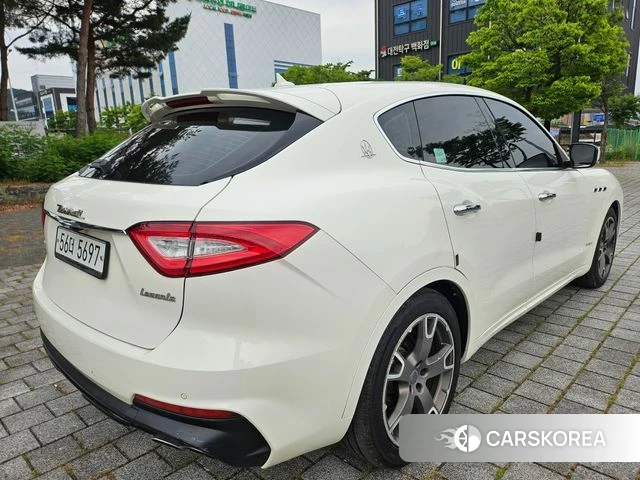 Maserati Levante id 4356788 из Кореи 15