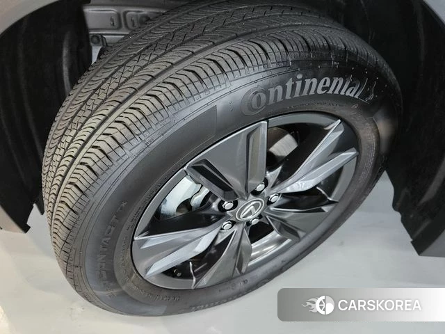 Lexus UX300h id 4644897 из Кореи 14
