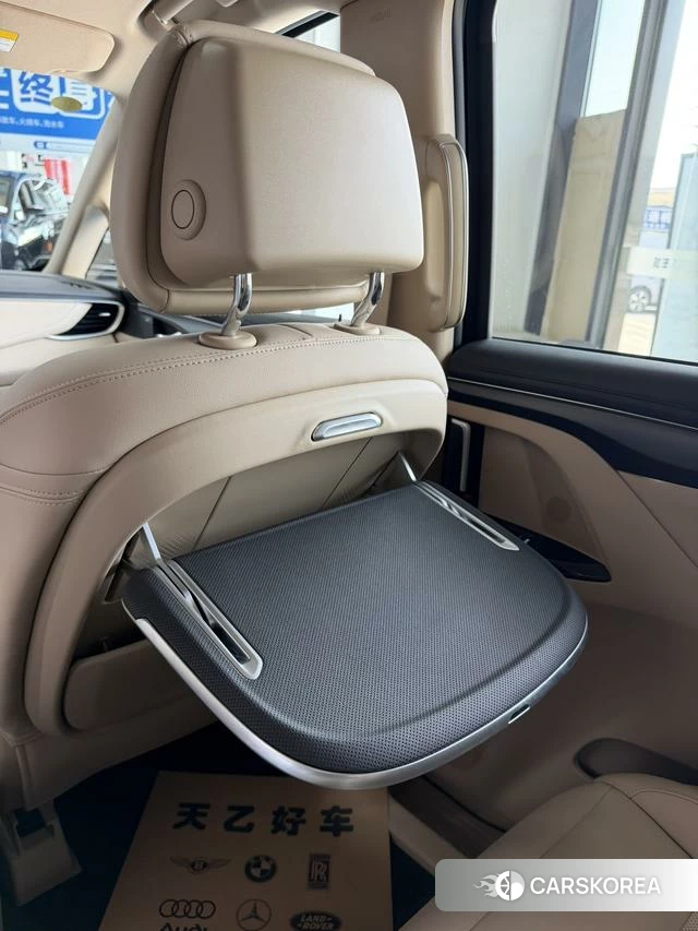 Buick GL8 PHEV id 4205708 из Китая 8