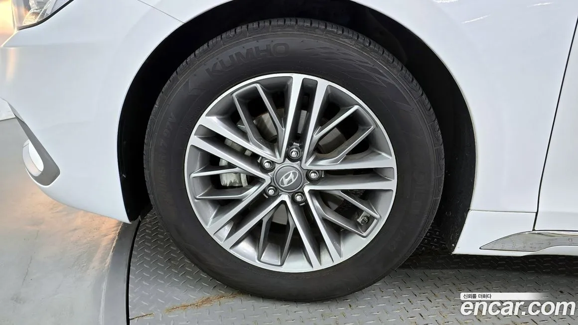 Hyundai Grandeur IG id 1894409 из Кореи 15