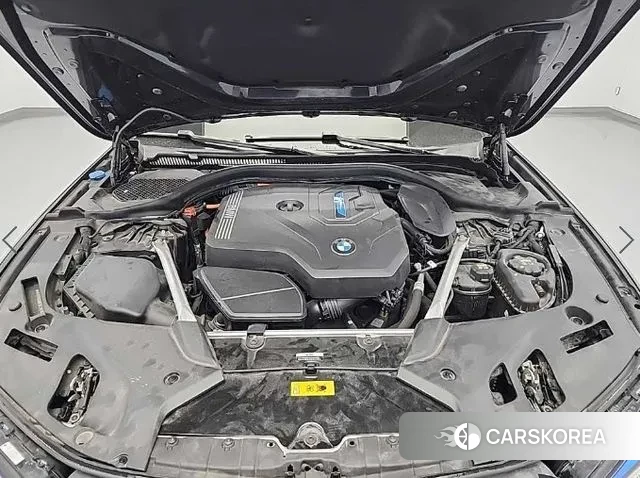 BMW 5 Series (G30) id 3016939 из Кореи 14