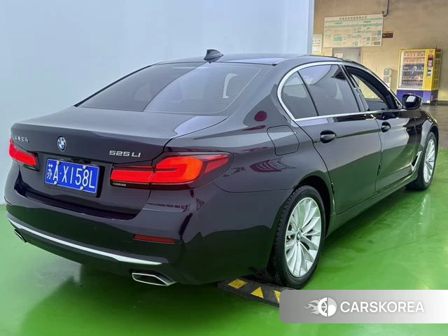 BMW 5 series id 4242374 из Китая 11