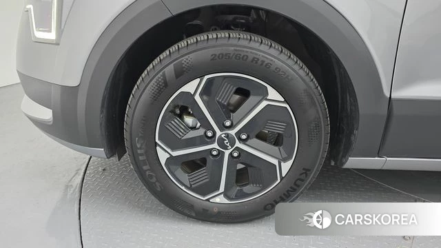 Kia Di Ol Nu Niro id 4291929 из Кореи 15