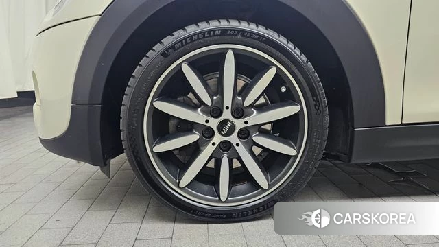 Mini Cooper S Convertible id 4658405 из Кореи 25