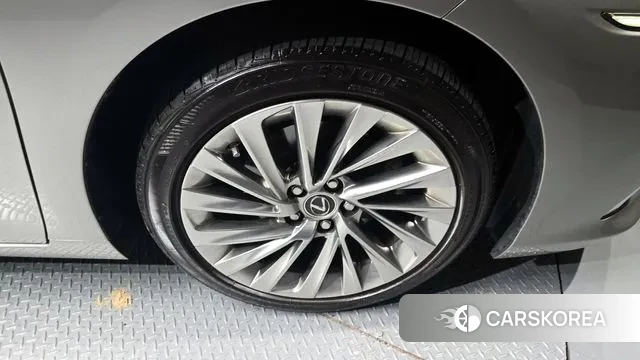 Lexus ES300h 7th generation id 2974649 из Кореи 15