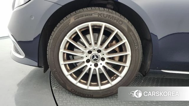 Mercedes-Benz E-Class W213 id 4594081 из Кореи 31