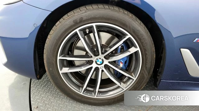 BMW 5 Series (G30) id 4309923 из Кореи 32
