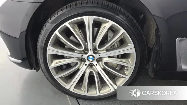 BMW 7 Series (G11) id 3469804 из Кореи 15