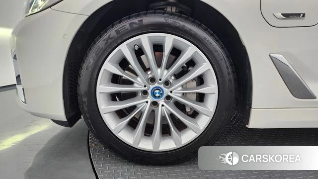 BMW 5 Series (G30) id 4528780 из Кореи 29