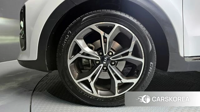 Kia Sportage The Bold id 4285429 из Кореи 15