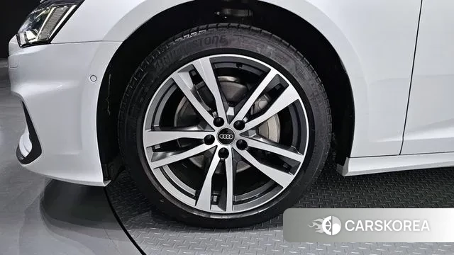 Audi A6 (C8) id 3615580 из Кореи 15