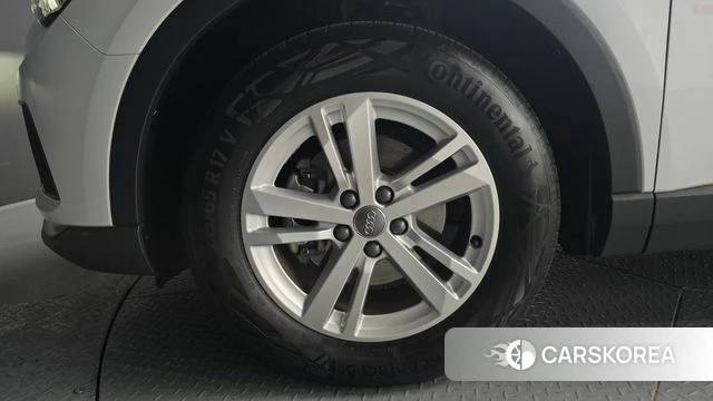 Audi Q3 (F3) id 3828099 из Кореи 15