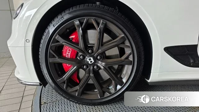 Bentley Continental GT 3rd Generation 2023 Белый из Кореи, фото 6