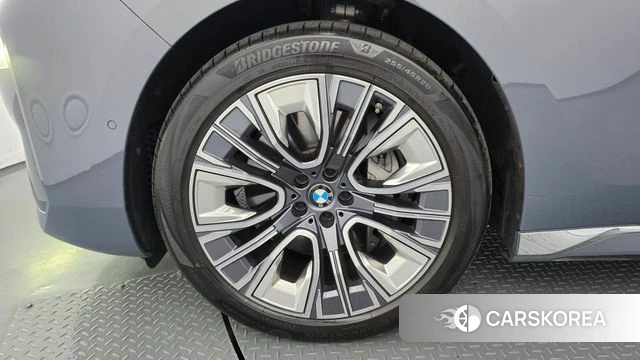 BMW 7 Series (G70) id 4715714 из Кореи 32