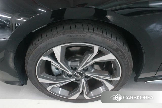 Audi A3 (8Y) id 4602068 из Кореи 15