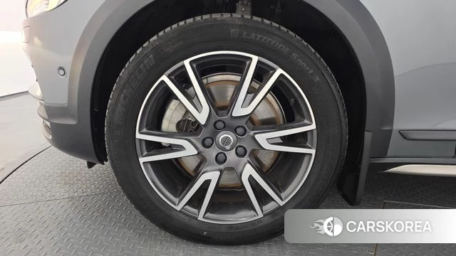 Volvo V90 Cross-Country id 3936231 из Кореи 15